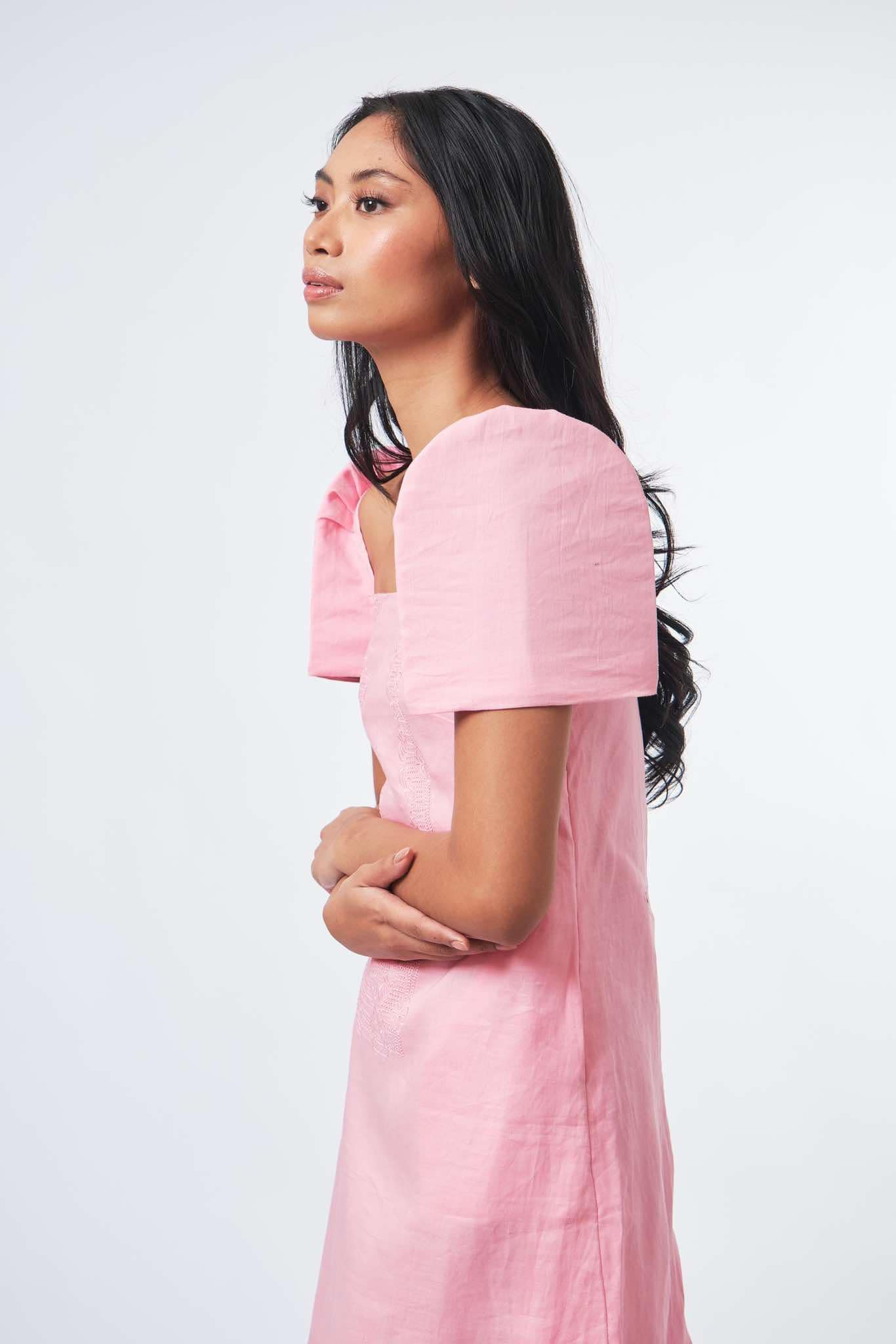 HW24112823 Linen Barong Dress w embroidery and callado in Filipiñana